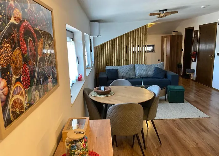 студио за гости петрови Apartamento *